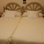 Hotel Balcón De 3*