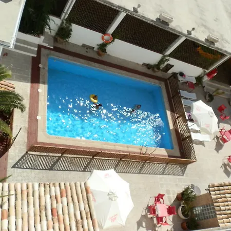 Hotel Balcón De